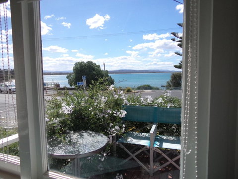 Freycinet Waters - Surfers Paradise Gold Coast 10