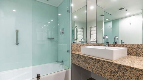 Hotel Grand Chancellor Hobart - Surfers Paradise Gold Coast 12