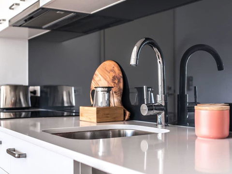 Marina View Apartment - Surfers Paradise Gold Coast 8