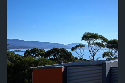 Bicheno Views On Douglas - Surfers Paradise Gold Coast 2