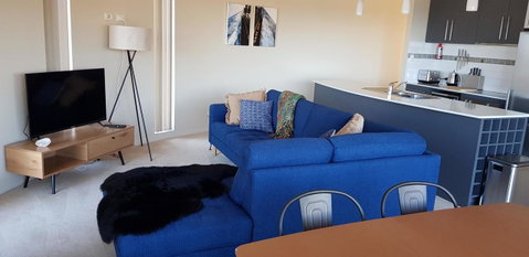 Bicheno Views On Douglas - Surfers Paradise Gold Coast 1