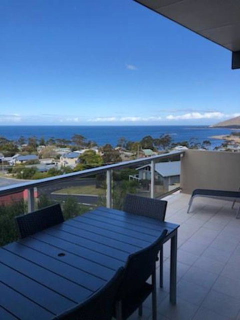 Bicheno Views On Douglas - Surfers Paradise Gold Coast 12