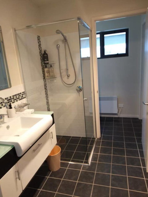 Bicheno Views On Douglas - Surfers Paradise Gold Coast 25