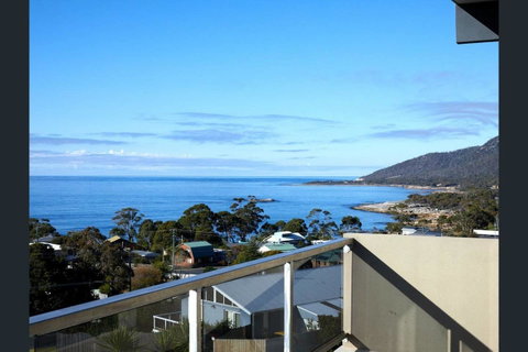 Bicheno Views On Douglas - Surfers Paradise Gold Coast 5