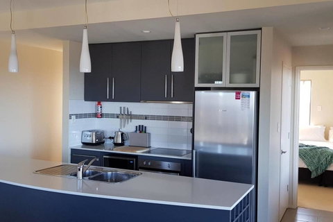 Bicheno Views On Douglas - Surfers Paradise Gold Coast 7
