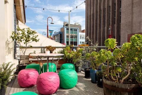 Alabama Hotel Hobart - Surfers Paradise Gold Coast 2