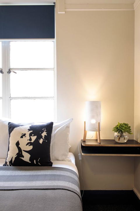 Alabama Hotel Hobart - Surfers Paradise Gold Coast 20