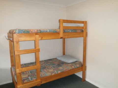 Launceston Backpackers - Surfers Paradise Gold Coast 9