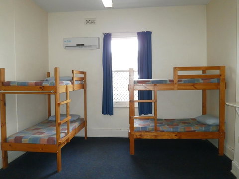 Launceston Backpackers - Surfers Paradise Gold Coast 5