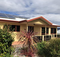 Bicheno Getaway - Surfers Paradise Gold Coast