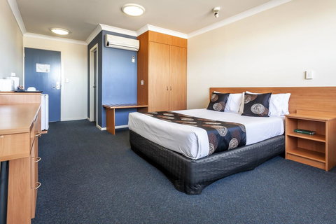 Black Buffalo - Surfers Paradise Gold Coast 9