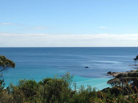 DOLPHIN LOOKOUT COTTAGE - Amazing Views Of The Bay Of Fires - Surfers Paradise Gold Coast 12