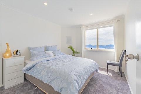 Nature & Relax House, Panoramic Sea View, Free Parking 37 - Surfers Paradise Gold Coast 12