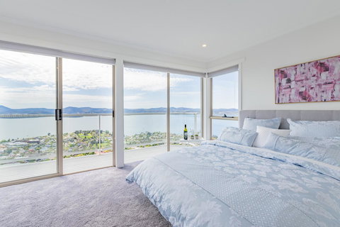 Nature & Relax House, Panoramic Sea View, Free Parking 37 - Surfers Paradise Gold Coast 31