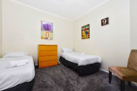 Launceston CBD Abode - Surfers Paradise Gold Coast 6