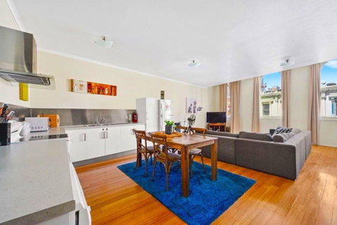 Launceston CBD Abode - Surfers Paradise Gold Coast 8