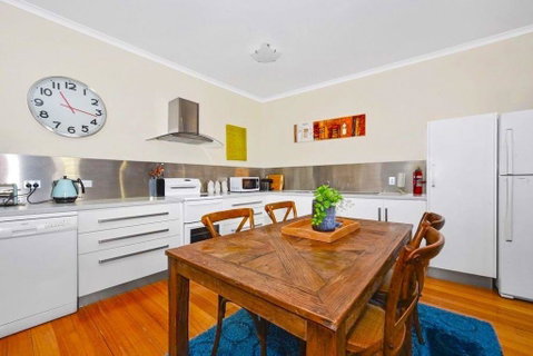 Launceston CBD Abode - Surfers Paradise Gold Coast 2