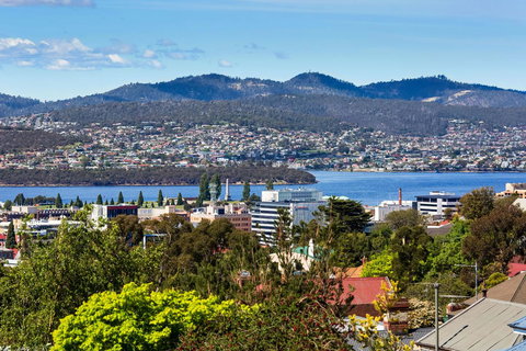 WEST NEST | Classic 3BR Hobart Terrace BEST Location, View, Close To City - Surfers Paradise Gold Coast 1