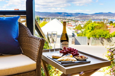 WEST NEST | Classic 3BR Hobart Terrace BEST Location, View, Close To City - Surfers Paradise Gold Coast 27