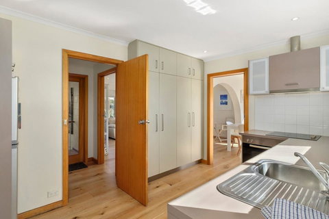 Sandcastle At Sandy Bay - Surfers Paradise Gold Coast 21