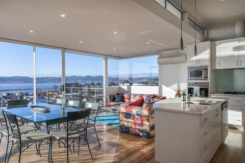 567 Sandy Bay - Surfers Paradise Gold Coast 3
