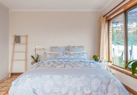 Vintage Cuddle Guest House - Surfers Paradise Gold Coast 4