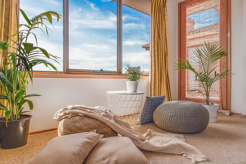 Vintage Cuddle Guest House - Surfers Paradise Gold Coast 1