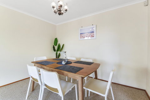 Vintage Cuddle Guest House - Surfers Paradise Gold Coast 21