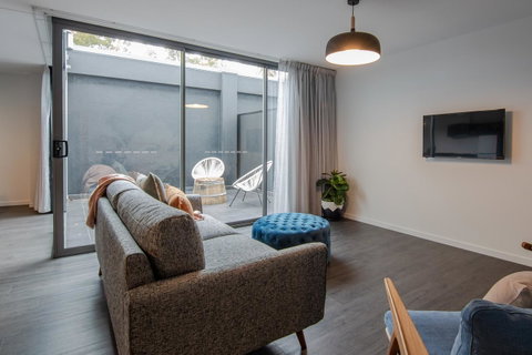 Change Overnight - Surfers Paradise Gold Coast 22