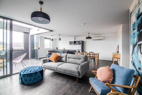 Change Overnight - Surfers Paradise Gold Coast 8