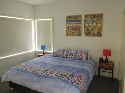 Bellerive Marina View Apartments No 28 - Surfers Paradise Gold Coast 12
