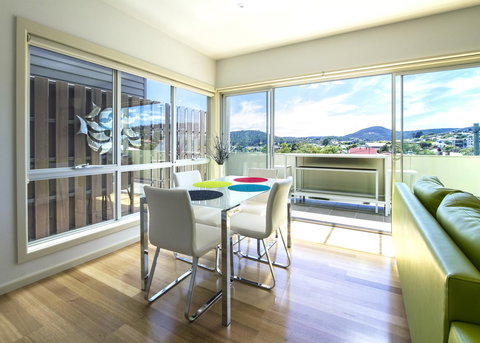 Bellerive Marina View Apartments No 28 - Surfers Paradise Gold Coast 6