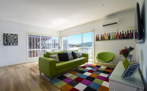 Bellerive Marina View Apartments No 28 - Surfers Paradise Gold Coast 3