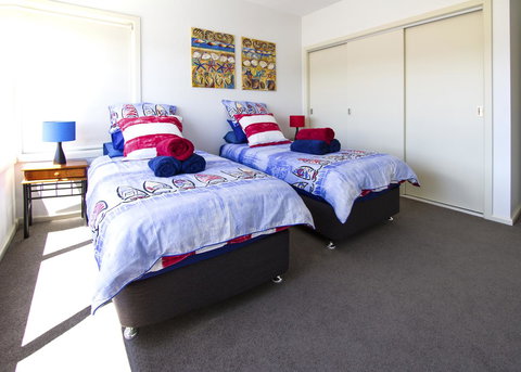Bellerive Marina View Apartments No 28 - Surfers Paradise Gold Coast 13