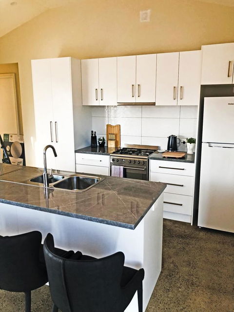 EMBRACING EVANDALE - Hosted By L'Abode Accommodation - Surfers Paradise Gold Coast 18