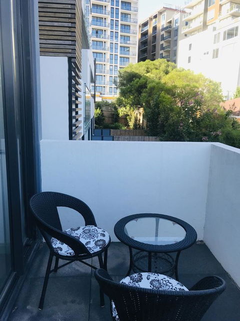 Ellia Doncaster Apartment - Surfers Paradise Gold Coast 4