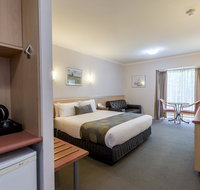 The Waverley International Hotel