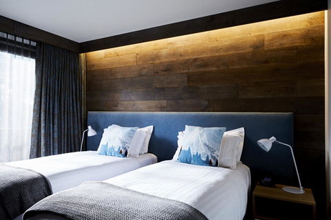 Astra Falls Creek - Surfers Paradise Gold Coast 26