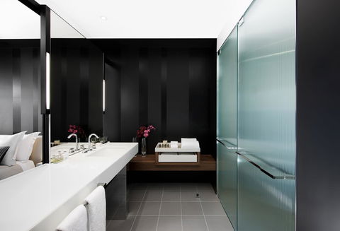 Crown Metropol Melbourne - Surfers Paradise Gold Coast 6