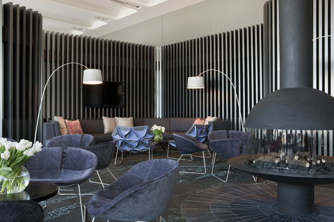 Crown Metropol Melbourne - Surfers Paradise Gold Coast 9