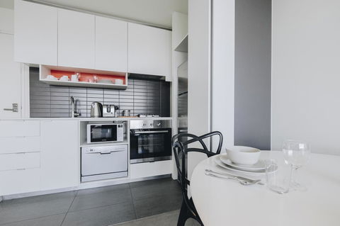 Mono Apartments On Franklin Street - Surfers Paradise Gold Coast 19
