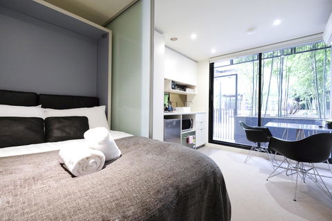Mono Apartments On Franklin Street - Surfers Paradise Gold Coast 25