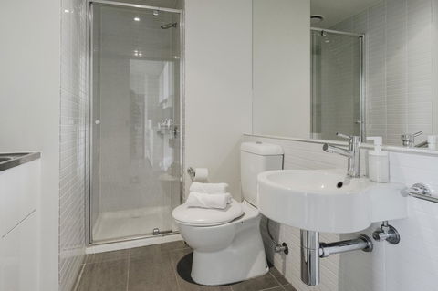 Mono Apartments On Franklin Street - Surfers Paradise Gold Coast 21