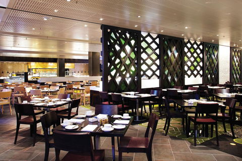 Crown Promenade Melbourne - Surfers Paradise Gold Coast 26