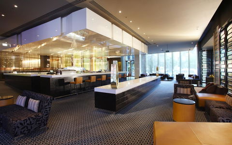 Crown Promenade Melbourne - Surfers Paradise Gold Coast 11
