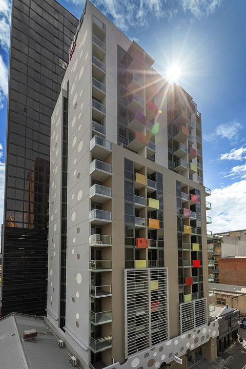Brady Hotels Central Melbourne - Surfers Paradise Gold Coast 43