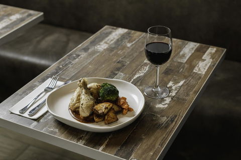 Brady Hotels Central Melbourne - Surfers Paradise Gold Coast 23