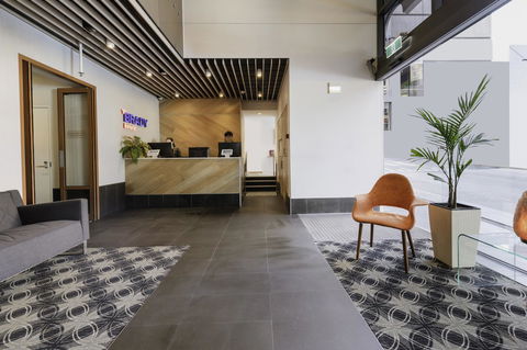 Brady Hotels Central Melbourne - Surfers Paradise Gold Coast 11