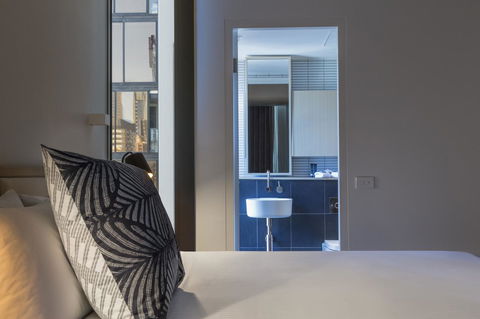 Brady Hotels Central Melbourne - Surfers Paradise Gold Coast 41