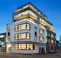 The Hamptons Apartments - St Kilda - Surfers Paradise Gold Coast
